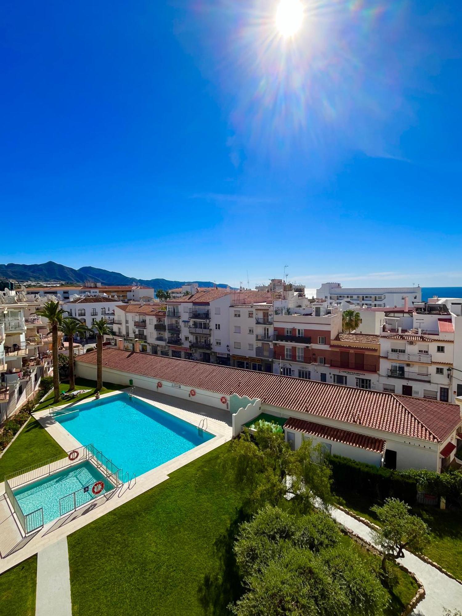 Wonderful Flat With Seaview In Nerja Leilighet Eksteriør bilde